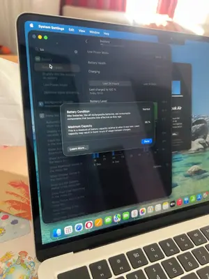 MacBook Air en très bon état avec boîte d’origine - Miniature 5