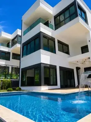 Villa neuve 3+1 (250m²)