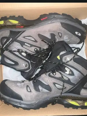 Chaussures de randonnée Salomon Comet 3D GTX, taille 44 2/3, avec boîte