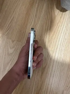 iPhone 14 Pro blanc 128 Go - capacité de batterie 60 % - Miniature 5