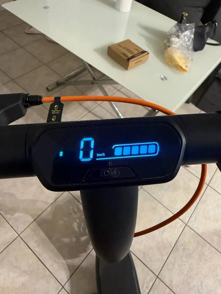 Trottinette électrique Ninebot E2 Pro - Très bon état - Photo 1