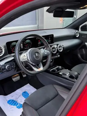 Mercedes-Benz A 250 - Excellent état - Miniature 3