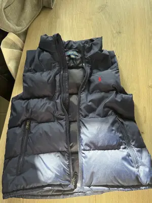 Veste sans manche Ralph Lauren neuve, jamais portée et sans étiquette - Miniature 3