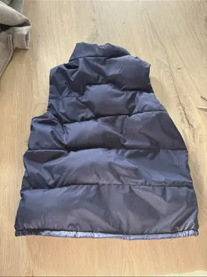 Veste sans manche Ralph Lauren neuve, jamais portée et sans étiquette - Miniature 2