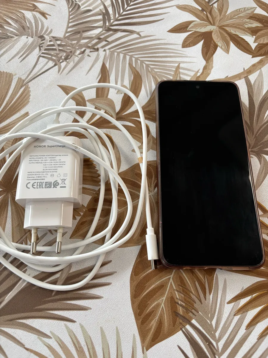 Smartphone Honor X7b en bon état de marche avec chargeur et câble inclus - Photo 1