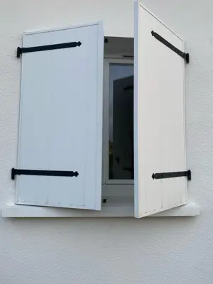 Volet PVC 2 battants blanc 1410x1420mm - Miniature 2