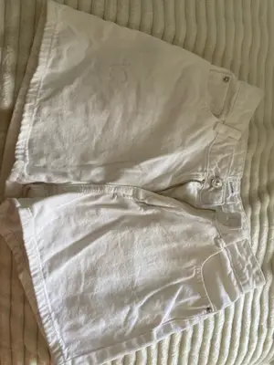 Short blanc Pimkie taille 32 - Miniature 3