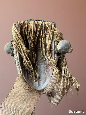 Masque africain Tchokwe Angola / RDC pour décoration ou collection - Miniature 2