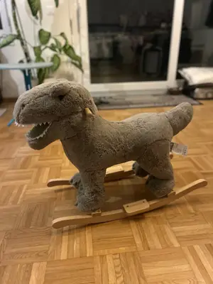 Dinosaure à bascule pour enfants
