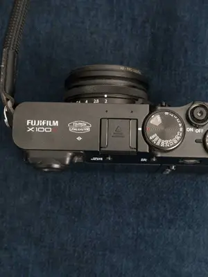 Fujifilm avec objectif Fujinon Super EBC 23mm f/2. - Miniature 8
