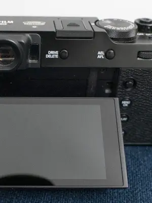 Fujifilm avec objectif Fujinon Super EBC 23mm f/2. - Miniature 5