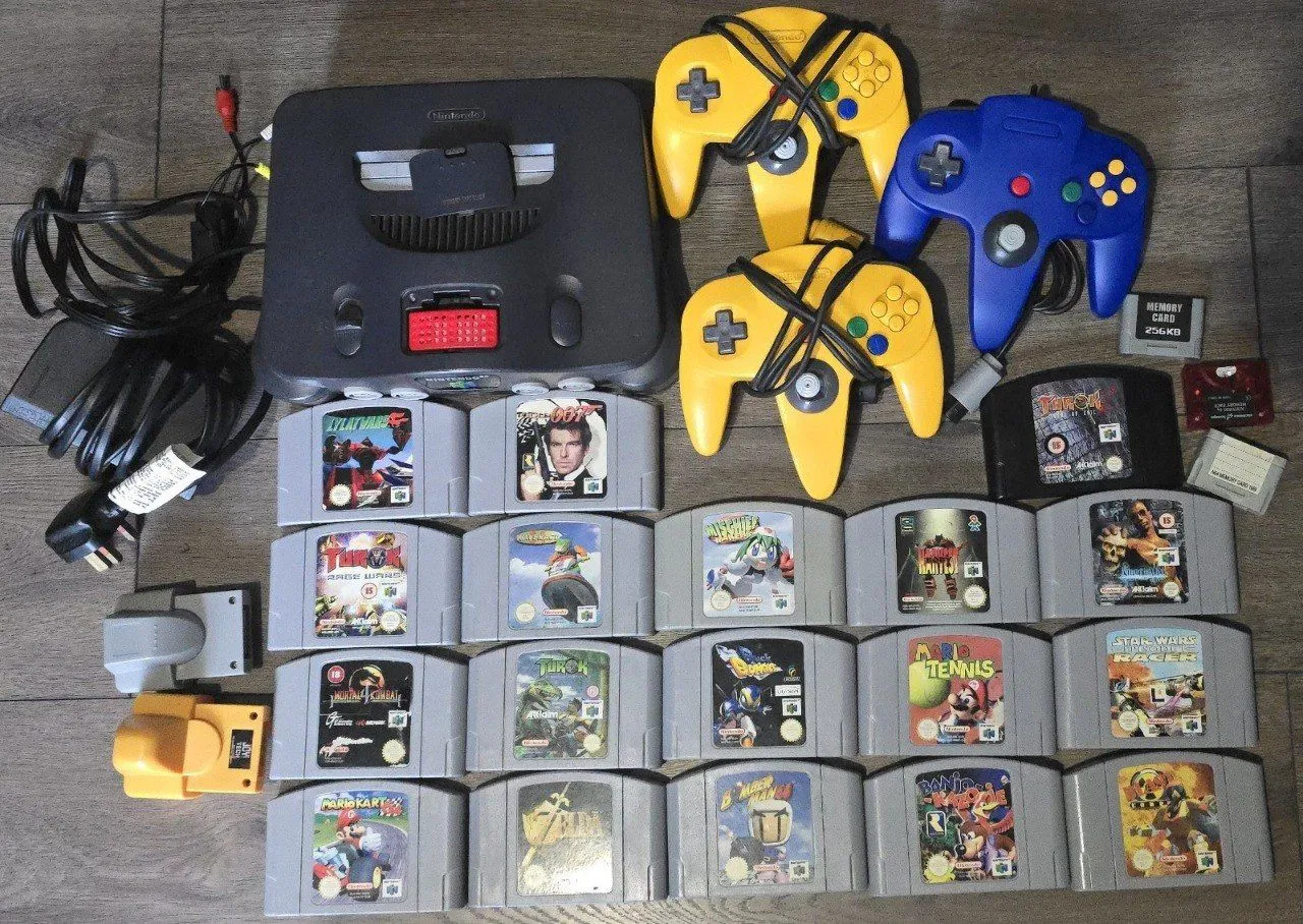 Console Nintendo 64 avec 3 manettes et jeux N64 - Photo 1