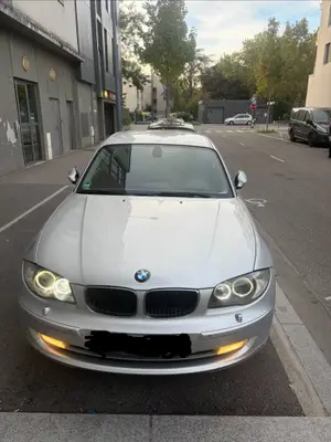 BMW 116i essence 122 ch, 174 107 km, full options, prix négociable - Miniature 5