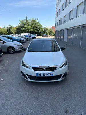 Peugeot 308 GT full option avec toit panoramique