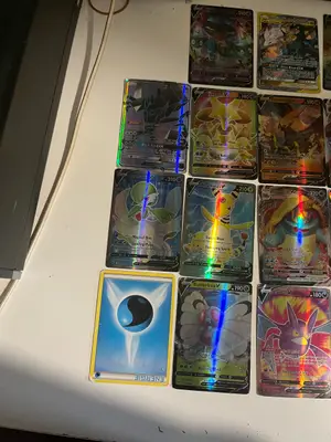 Carte Pokémon authentique très bon état - Miniature 3