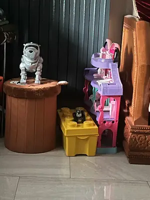 Ensemble de jouets variés