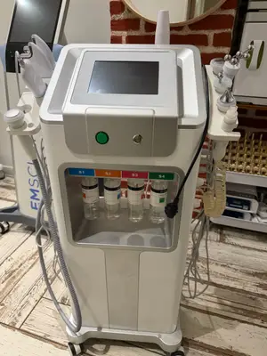 Machine de soin Hydrafacial