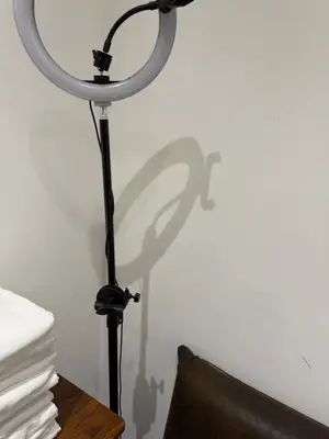Projecteurs de cinéma à vendre et prestation pour les cils - Miniature 2