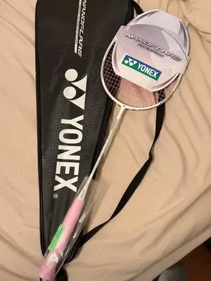 Racket de bonne qualité - Miniature 4