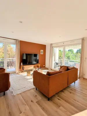 Appartement meublé de 3 pièces, 88 m² avec balcon et box à Strasbourg