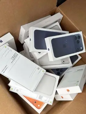 Lot iPhone 17 Pro Max quasi neufs - Import Chine - Miniature 3