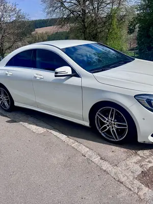 Mercedes-Benz CLA 180 AMG Line automatique essence, 2019, 141 000 km