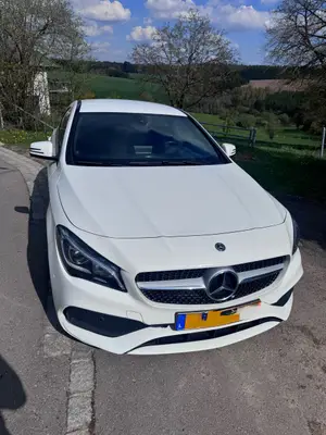 Mercedes-Benz CLA 180 AMG Line automatique essence, 2019, 141 000 km - Miniature 2