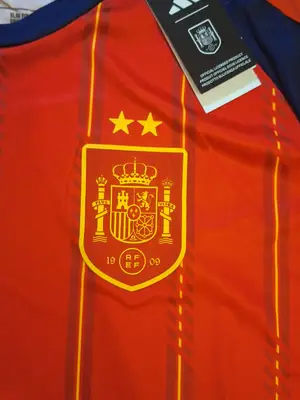 Maillot Espagne L neuf avec étiquette - Miniature 2
