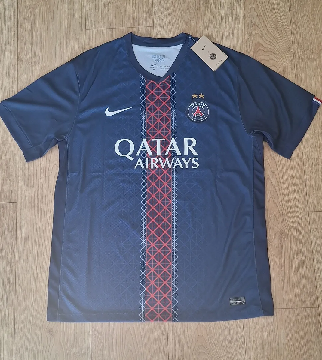 Maillot PSG Back to Back XXL neuf avec étiquette - Photo 1