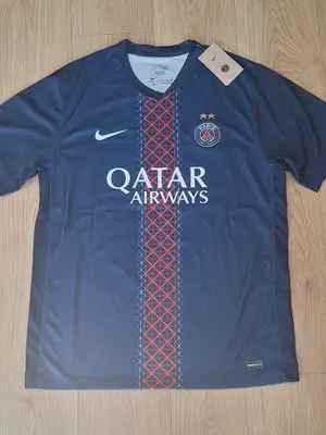Maillot PSG Back to Back XXL neuf avec étiquette