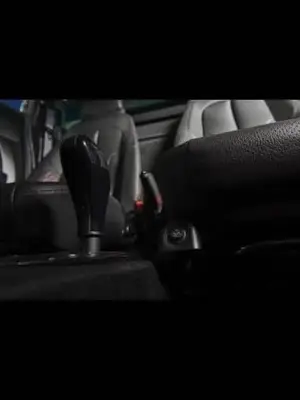 Ligier JS50 2025 électrique noir, 30 km, Apple CarPlay - Miniature 3