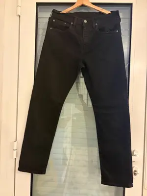 Pantalon homme Levi’s en très bon état