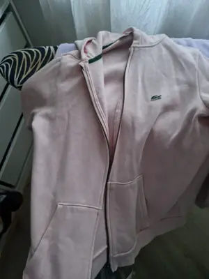 Gilet Lacoste taille 176 cm en très bon état - Miniature 2