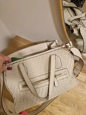 Sac Guess en bon état, original