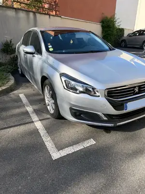 Peugeot 508 HDi 2016 - Diesel automatique bon état - Miniature 2