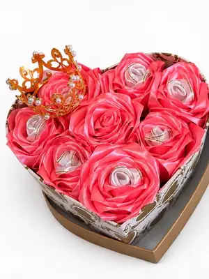 Magnifiques roses roses faites à la main avec couronne de perles - Miniature 3