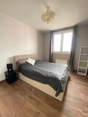 Appartement T3 meublé de 63 m² à Villefranche-sur-Saône - Miniature 3
