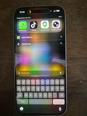 iPhone 17 Pro 512GB Gris - État neuf 10/10 - Miniature 3