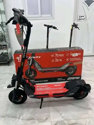 Trottinette électrique Segway ZT3 Pro 1600W - 70km autonomie