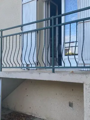 Garde-corps pour mini terrasse et descente d'escalier