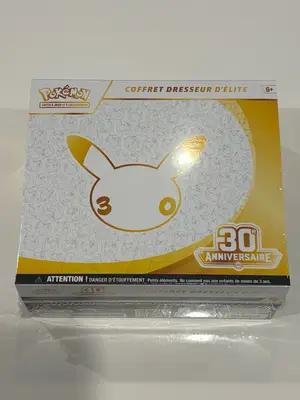 Coffret Dresseur d’Élite Pokémon 30e anniversaire, neuf et scellé