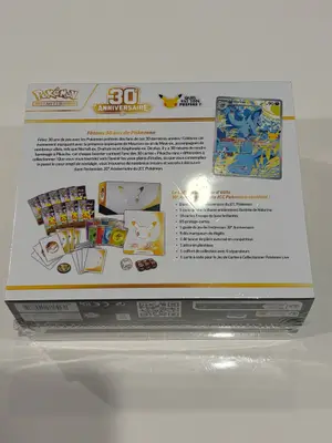 Coffret Dresseur d’Élite Pokémon 30e anniversaire, neuf et scellé - Miniature 4