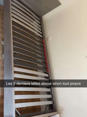 Lit  avec sommier