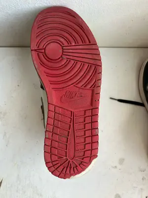 Air Jordan 1 Retro High OG Black Toe blanc noir rouge - Miniature 4