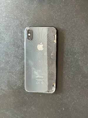 iPhone X 256GB - Fonctionnel, défauts écran et vitre - Miniature 3