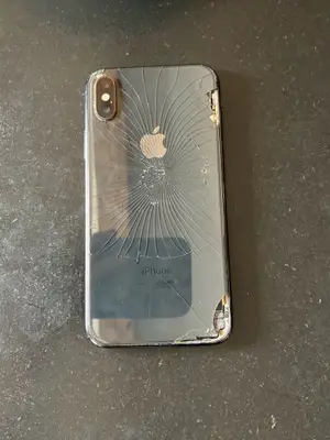 iPhone X 256GB - Fonctionnel, défauts écran et vitre - Miniature 4