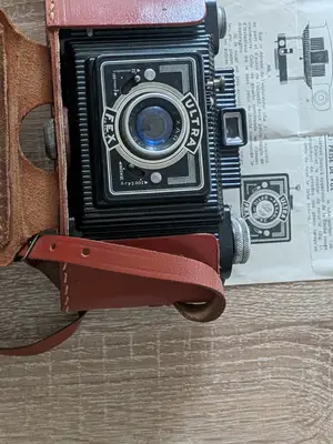 Lot de caméras anciennes au charme vintage pour collectionneurs - Miniature 2