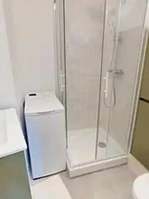 Studio meublé de 17 m² - Miniature 3