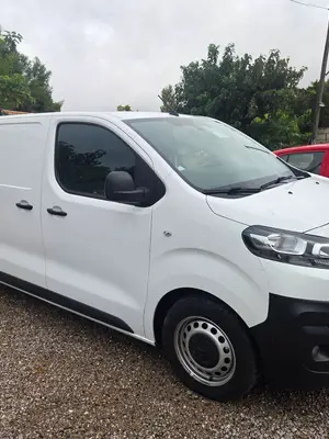 Citroën Jumpy 1.5 HDi 120 ch de 2021, 126 200 km, boîte mécanique