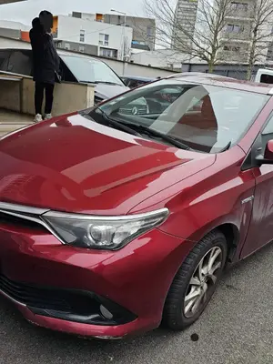 Location VTC Toyota Auris - Service national - Miniature 2